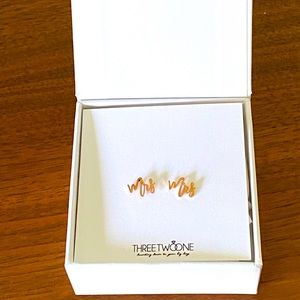 Mrs. Rose Gold Earrings
